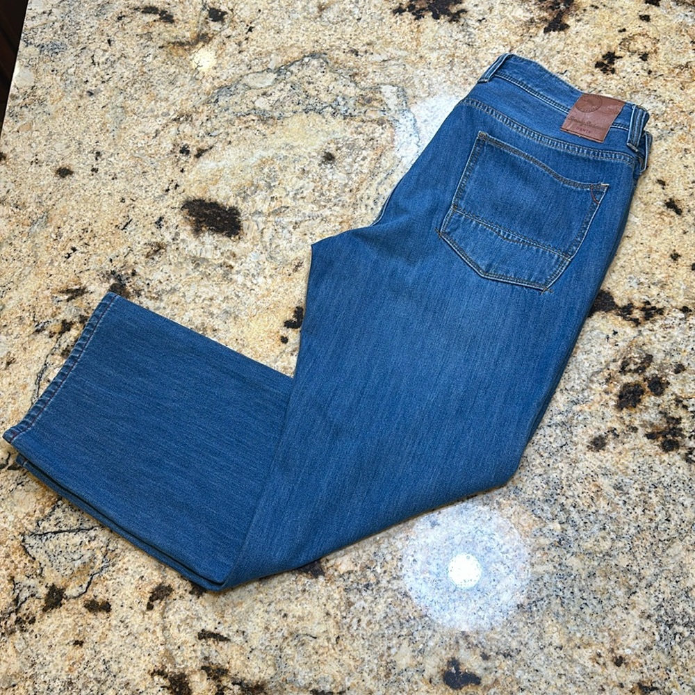 Tommy Bahama Barbados Authentic Straight Jeans